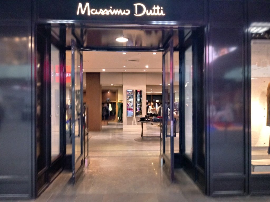 Massimo Dutti | Волгоград, Рабоче-Крестьянская ул., 9Б, Волгоград