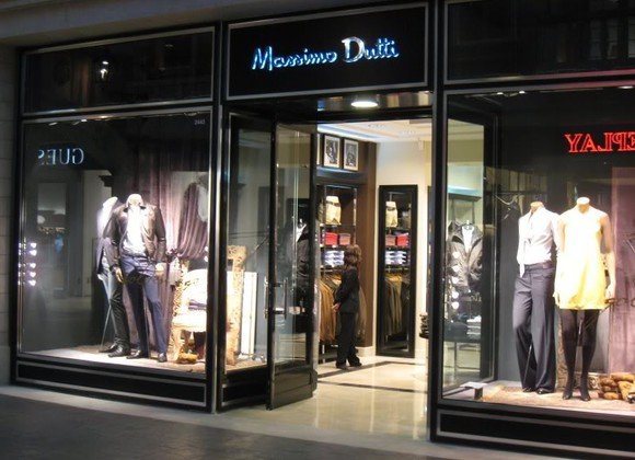 Massimo Dutti | Краснодар, Крылатая ул., 2, жилой массив Пашковский, Краснодар