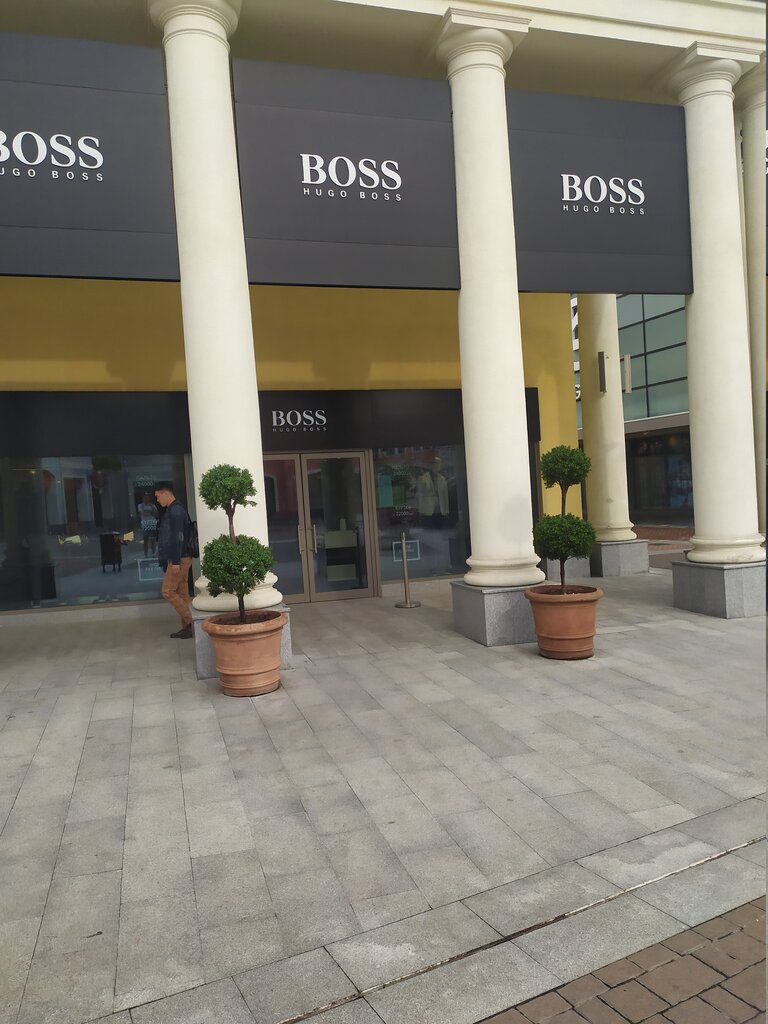 Hugo Boss | Москва, Новорязанское ш., 8, стр. 15, Котельники