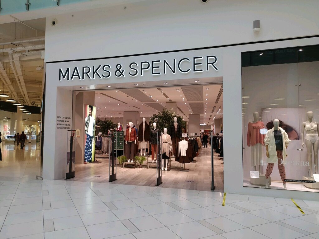 Одежда marks spencer. Marks & Spencer Москва. Marks Spencer одежда.