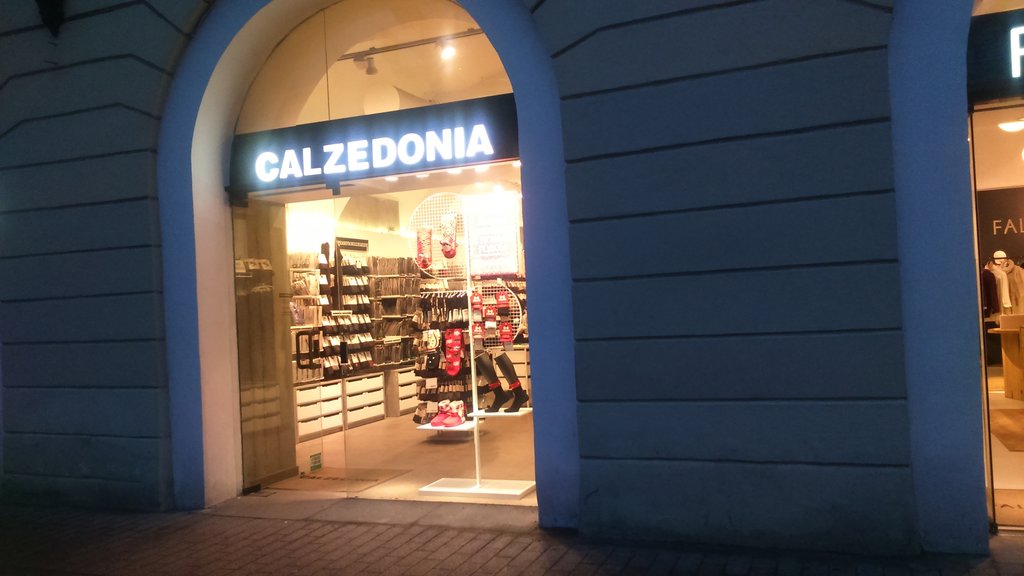 Calzedonia | Санкт-Петербург, Невский просп., 32-34, Санкт-Петербург