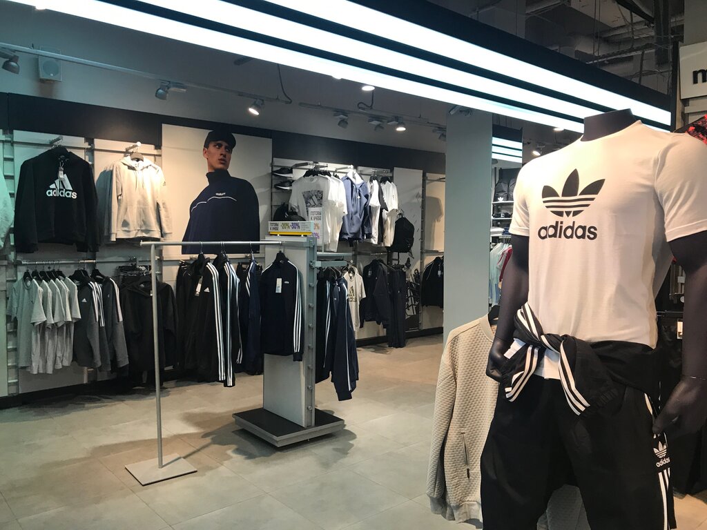 Adidas | Благовещенск, ул. Мухина, 110А, Благовещенск